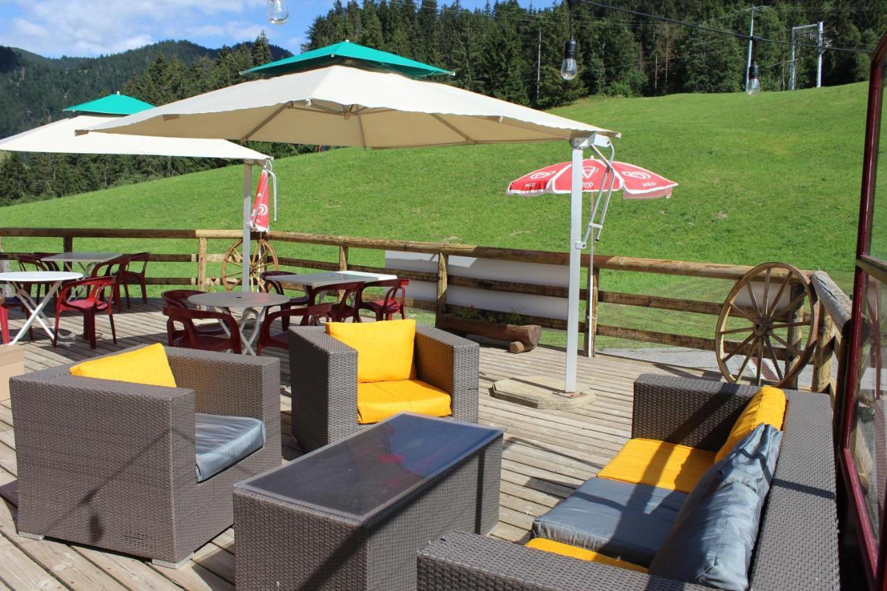 Hotel Les Bernards Praz-sur-Arly Buitenkant foto