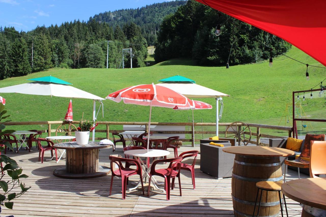 Hotel Les Bernards Praz-sur-Arly Buitenkant foto