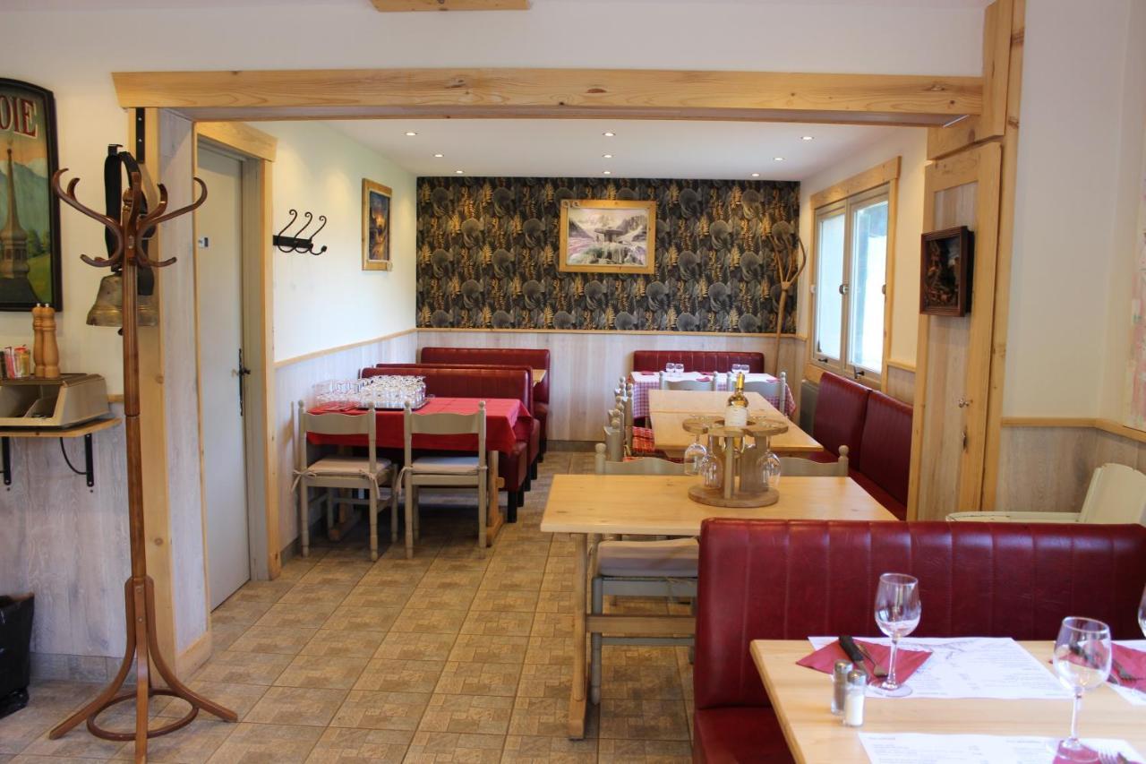 Hotel Les Bernards Praz-sur-Arly Buitenkant foto