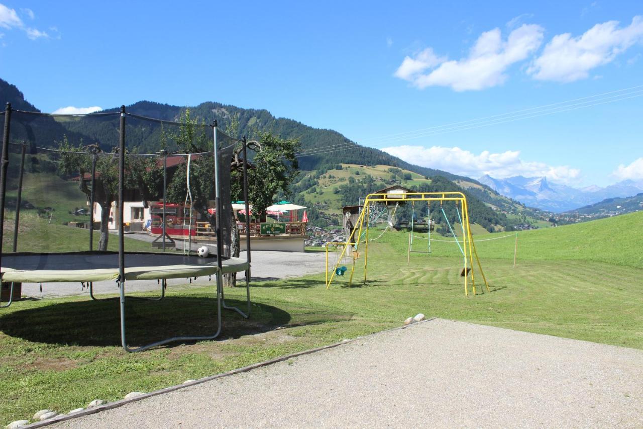 Hotel Les Bernards Praz-sur-Arly Buitenkant foto