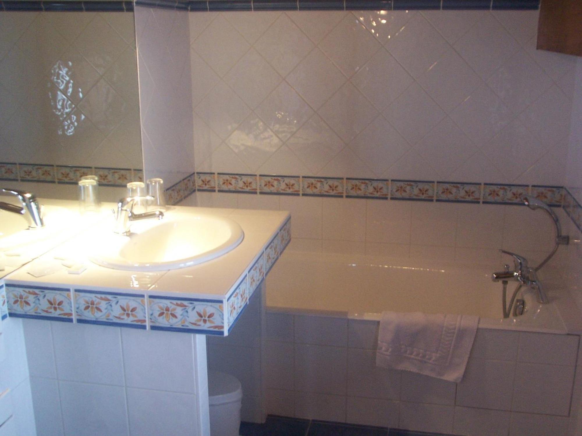 Hotel Les Bernards Praz-sur-Arly Buitenkant foto