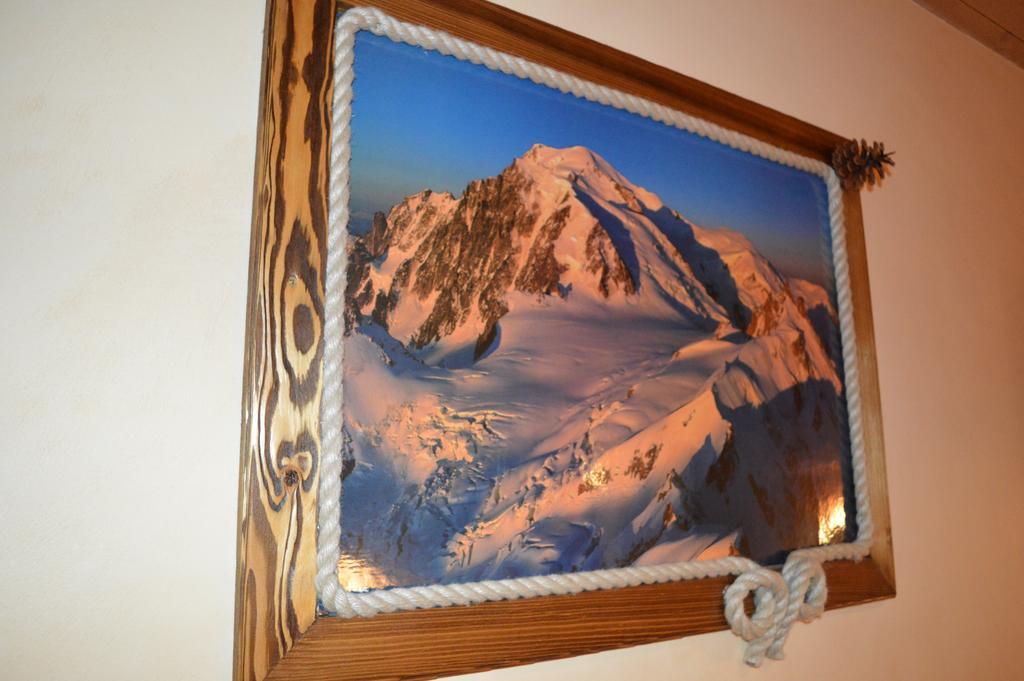 Hotel Les Bernards Praz-sur-Arly Buitenkant foto