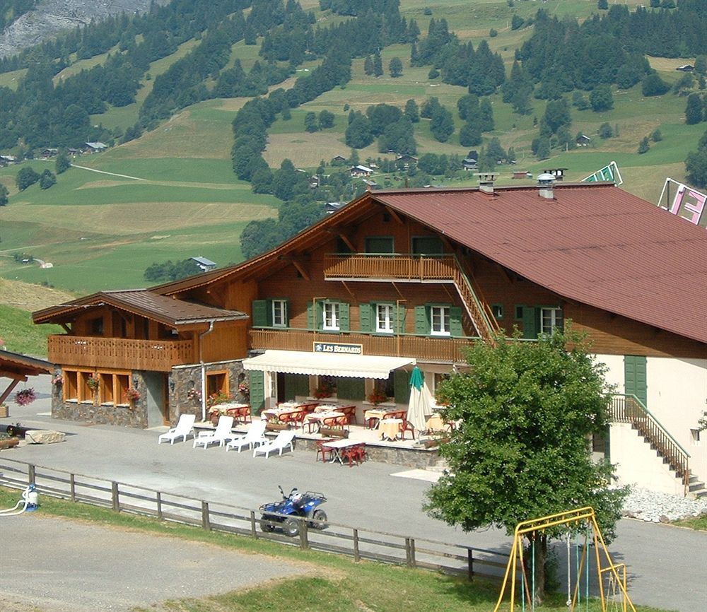Hotel Les Bernards Praz-sur-Arly Buitenkant foto